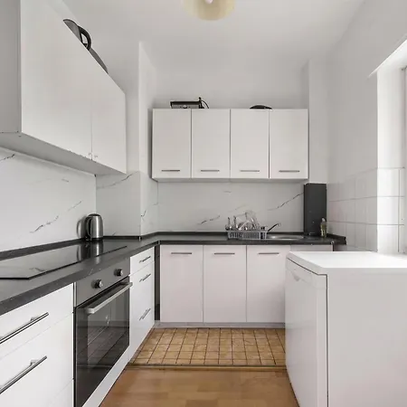 Apartment Monteur-house Oberursel - Frankfurt 9 Fuer Bis Zu 15 Personen
