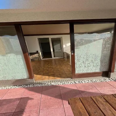 Monteur-house Oberursel - Frankfurt 9 Fuer Bis Zu 15 Personen Apartment *
